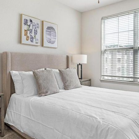 Landing At Center 301 - 2 Bedrooms In Belton Exterior foto